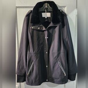 🌷🌸Jessica Simpson Black Utility Jacket with Faux Fur Collar